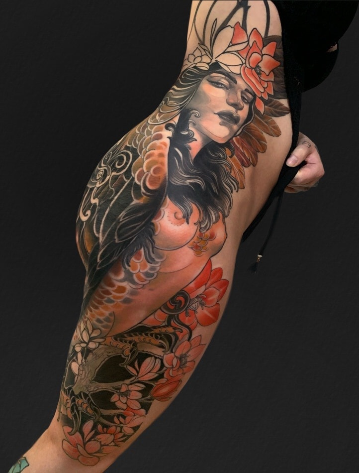 HARPIE NEOTRADITIONAL TATTOO ON THE RIBS