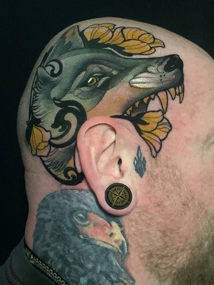 This is one of my favourite tattoos to represent because its always a great way to represent family, as the wolves are always together on their pack and they understand the necessity of social connections.